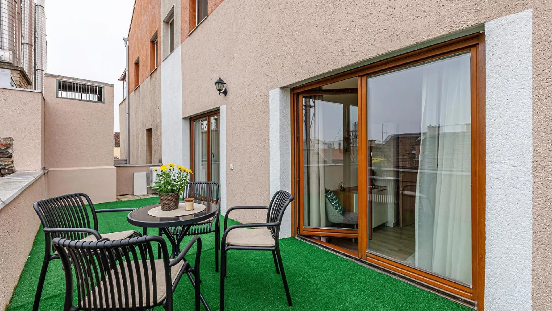 Apartment Free Parking Sweet Home Budapest